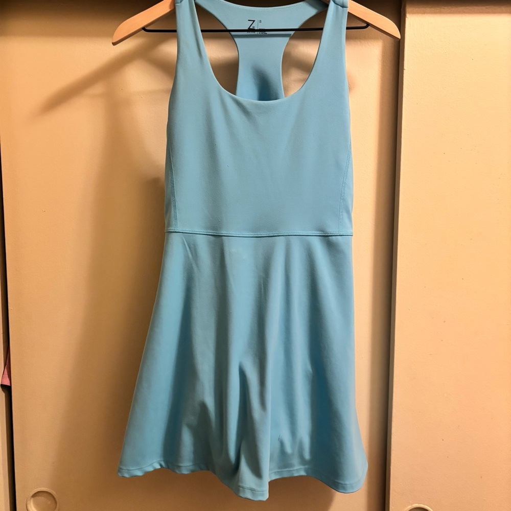 Z by Zella Outscore Racerback Tennis Dress in a light blue shade. Size S